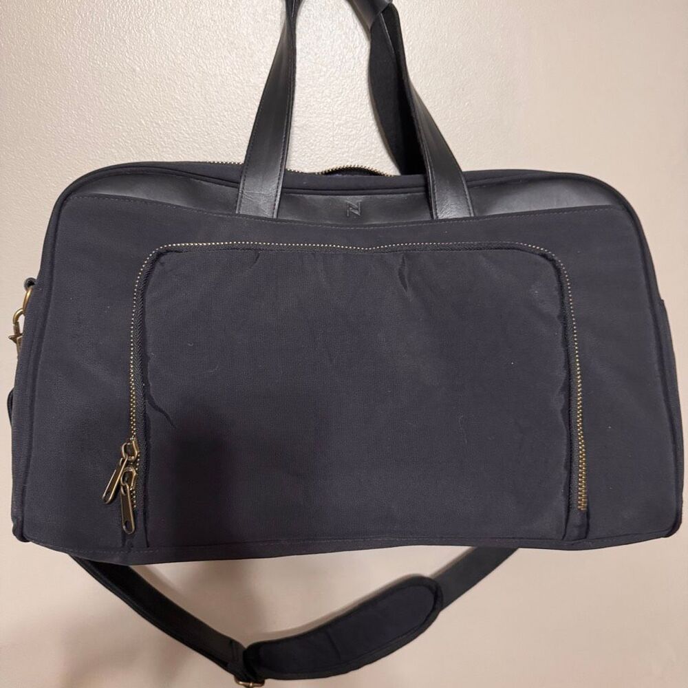Nomad Lane Bento Bag Travel Briefcase Dark Navy USB Port 17" Carry On Duffle - Picture 3 of 9